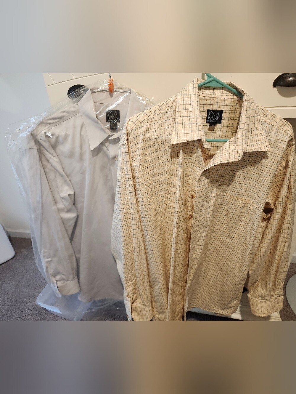 Set Of 2 Men's Dress Shirts Jos. A. Bank